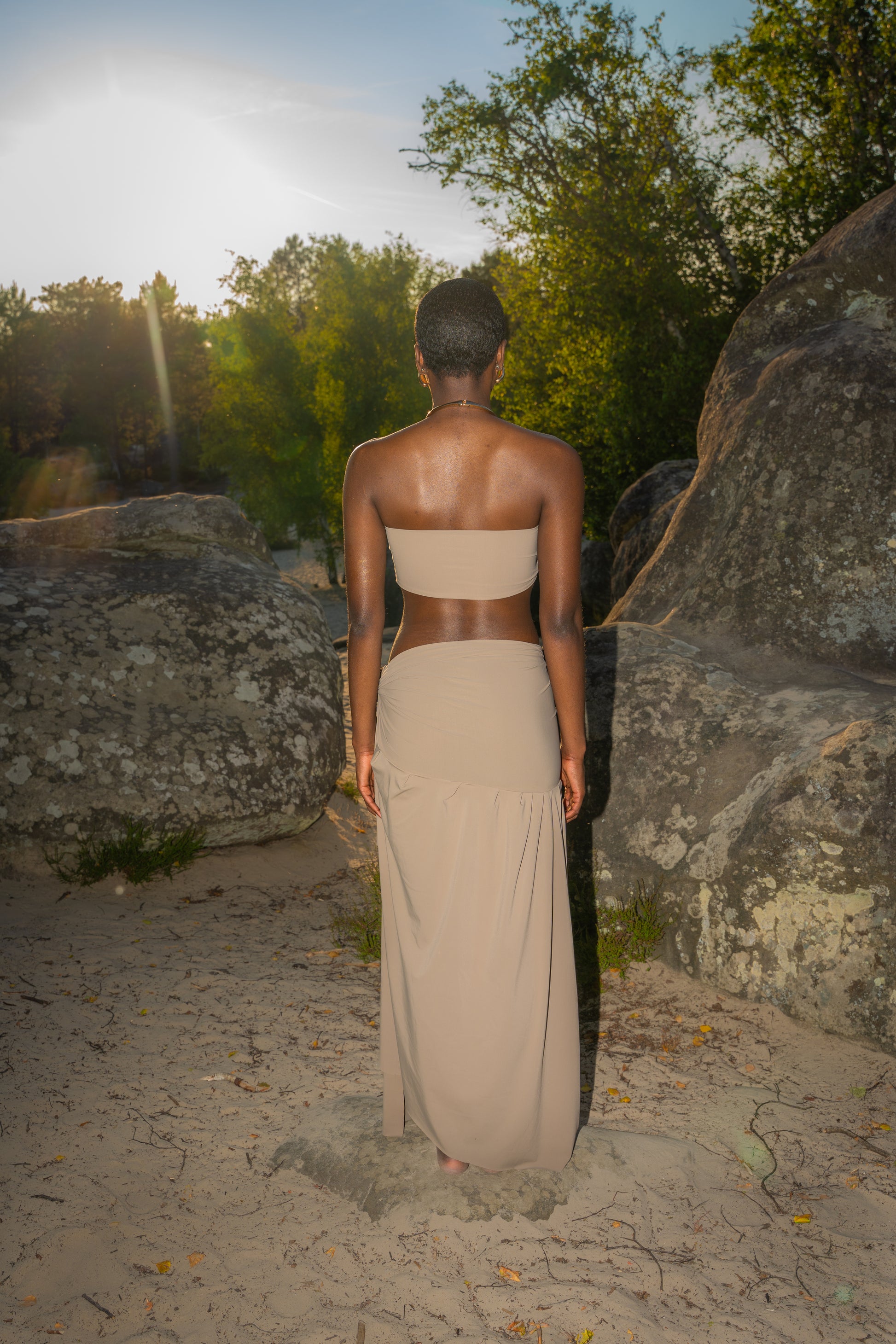 TAUPE TOP